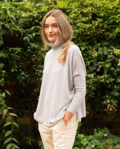 Absolut Cashmere Clara Pearl Rollneck Knit