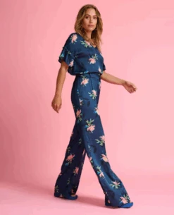 Pom Amsterdam Expressive Flower Trouser