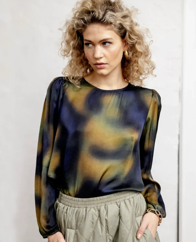 Project AJ117 Saga Midnight Blouse