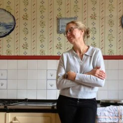 Absolut Cashmere Pia Pearl Collared Knit